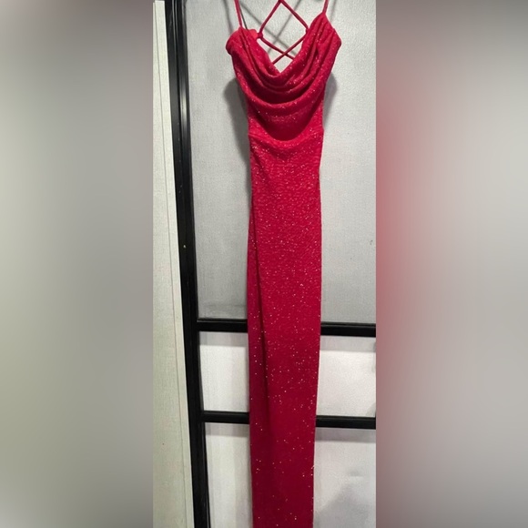 Windsor Dresses & Skirts - Red cheetah print long skintight dress.